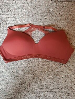 Victoria's Secret Rust Lace-Back T-Shirt Bra